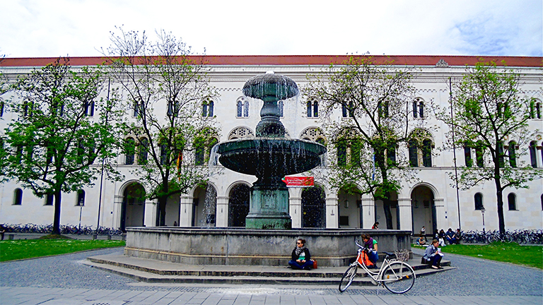 Ludwig-Maximilians-Universität München