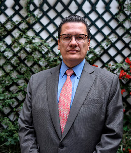 dr-manuel-guillermo-rueda-serrano.jpeg
