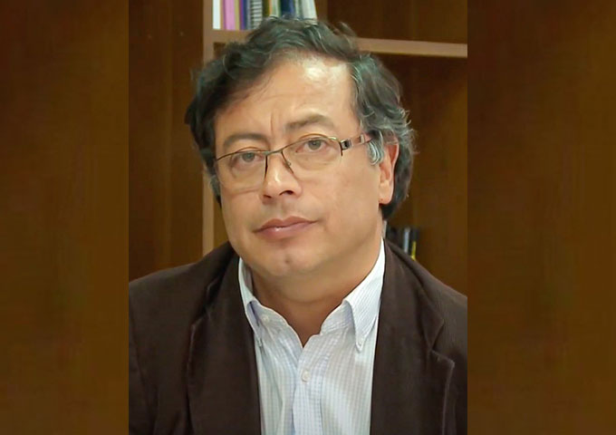 Gustavo-Petro-De-Otra-Voz-TV-CC-BY-3-0