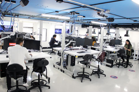 Facultad de emprendimiento - Maker.Lab