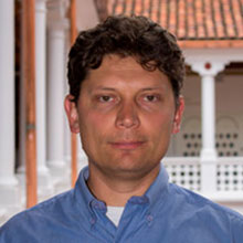 Carlos Álvarez 