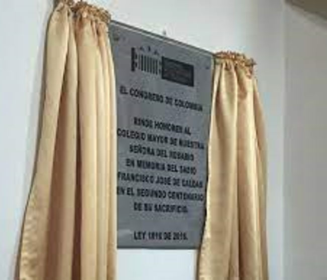 Placa fue develada en 2017, en el marco de la celebración del bicentenario de su muerte y en nombre del Gobierno Nacional y del Congreso de la República