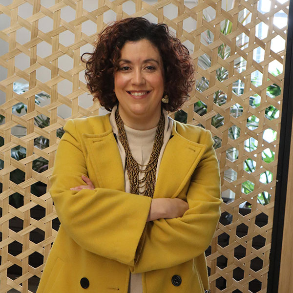 angela-martinez-min.jpg