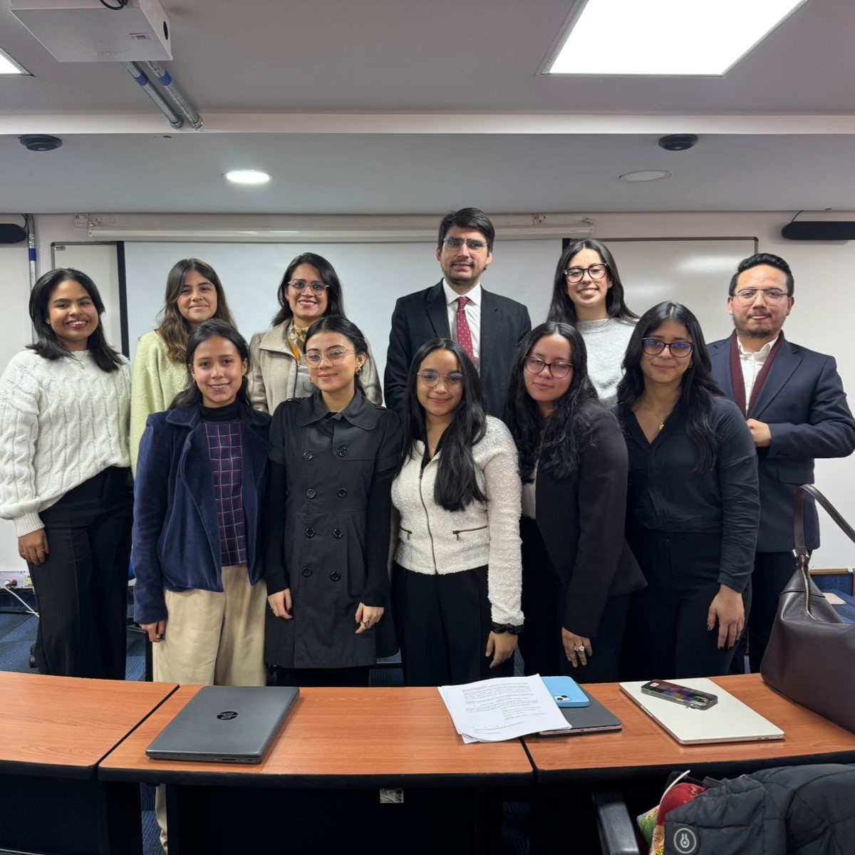 orgullojuris-concurso-de-derecho-procesal-administrativo