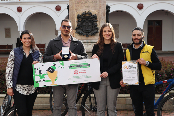 Entrega del primer Certificado Sello de Calidad de Oro a la Universidad del Rosario, en 2022