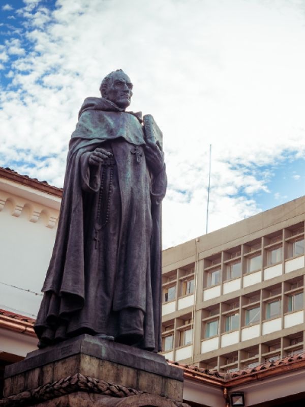 queremos que nos ayudes a hacer historia