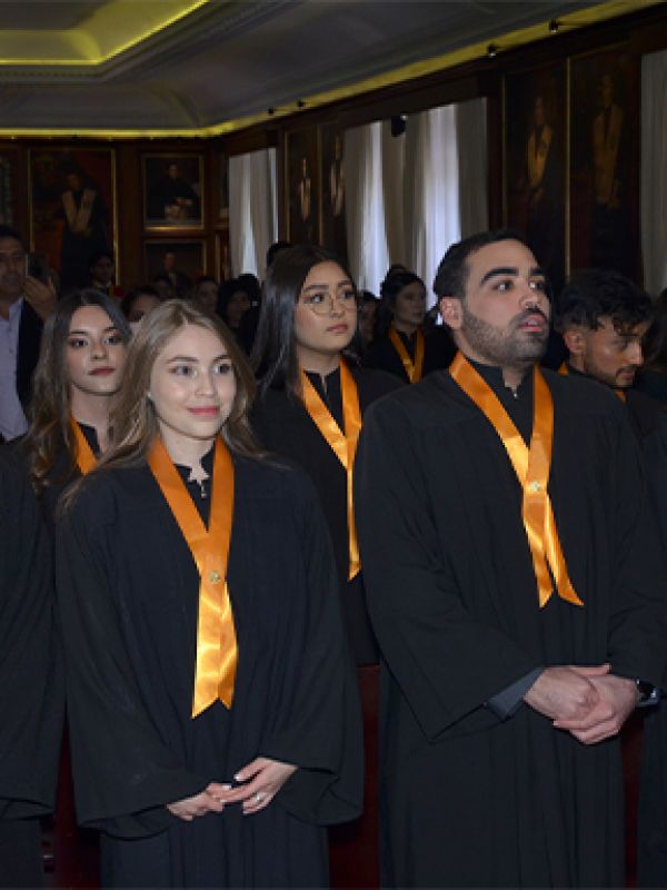 graduados.jpg