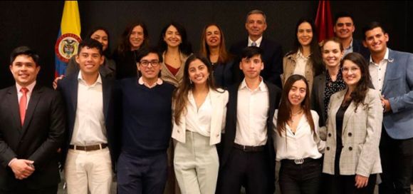 primer-encuentro-de-mujeres-en-finanzas
