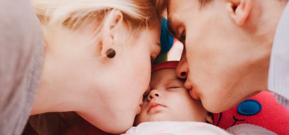 Besar disminuye el estrés y la ansiedad. ¿Cuál es el origen del beso?