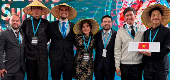 HEARTS Summit 2025 y reciben importante reconocimiento académico