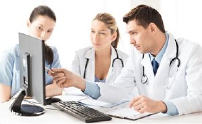 Especialización en Medicina Interna