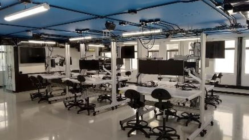 laboratorio-tesla.jpg