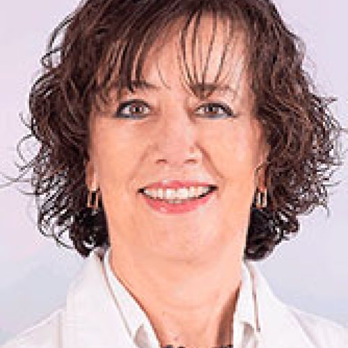 María Pía De la Maza Cave