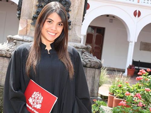 ceremonia-de-grado-privada-1.jpeg